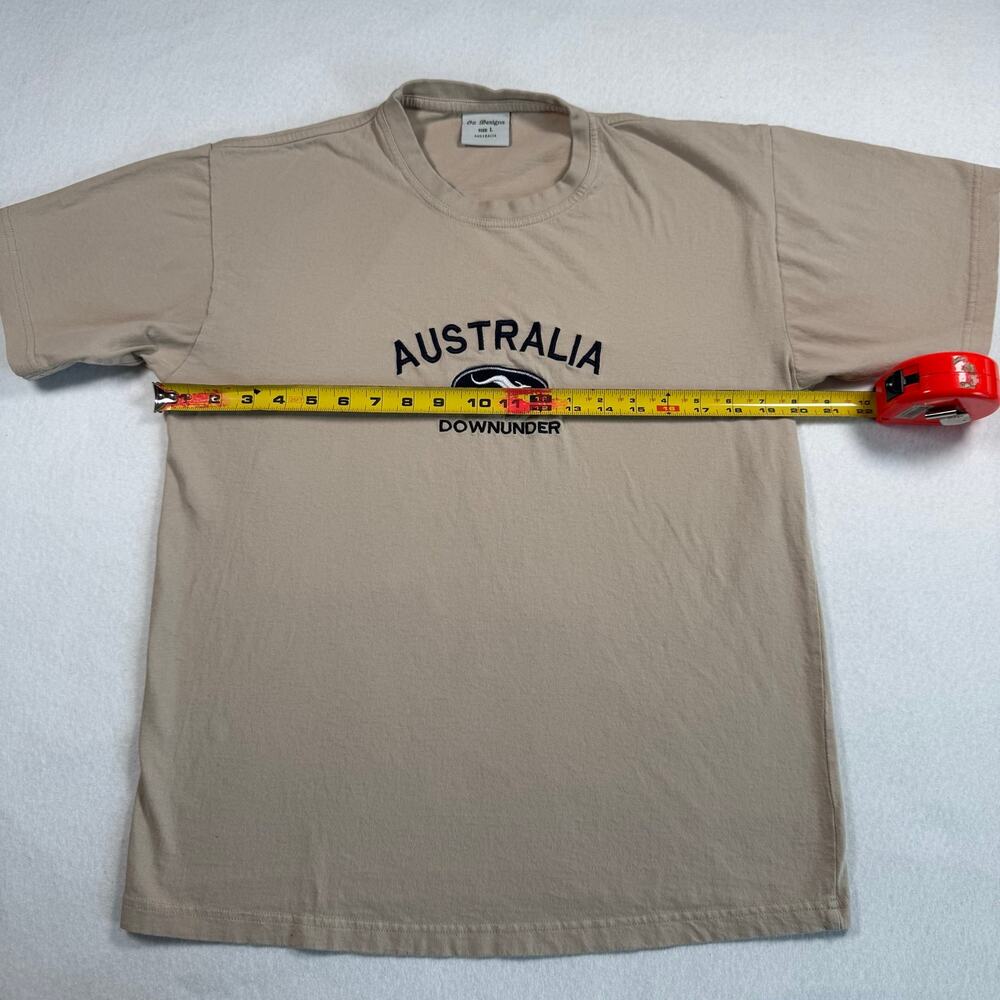 Australia Downunder beige embroidered graphic t-shirt kangaroo shirt size large - Picture 8 of 8